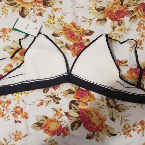 DKNY Lightweight Seamless Bralette - Picture 5 of 7